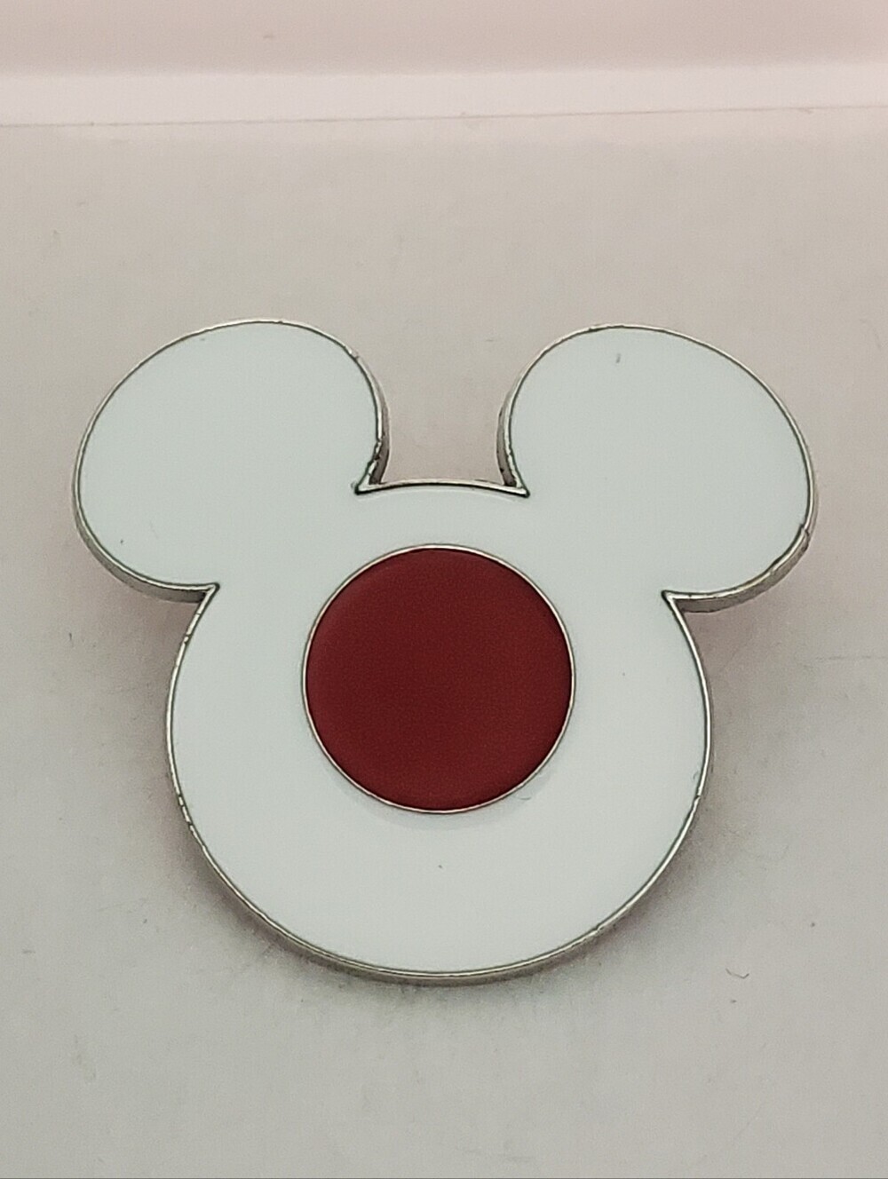 Disney Pin Trading Japan Flag Mickey Mouse Epcot World Showcase Flag Icon Pin